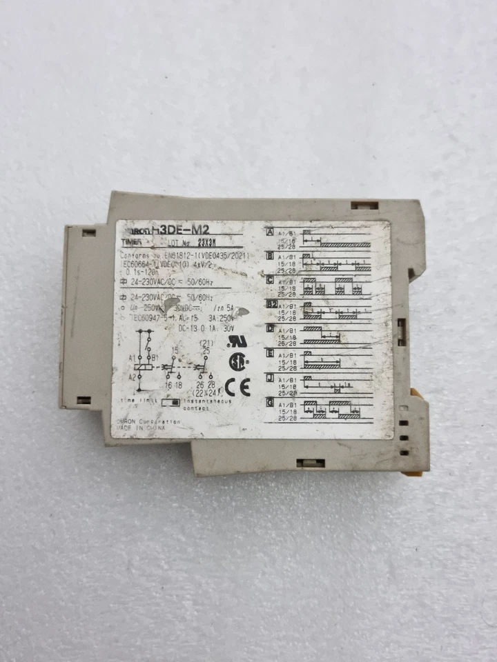 Omron H3DE-M2 Timer 24-230VAC/DC H3DEM2 (USED)